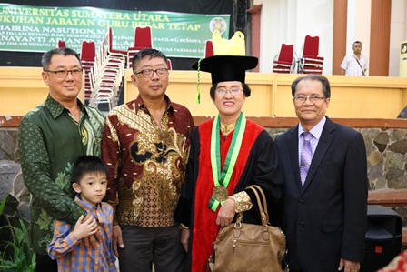 Pengukuhan Guru Besar Tetap Universitas Sumatera Utara Ibu Prof. Dr. Anayanti Arianto, M.Si., Apt.